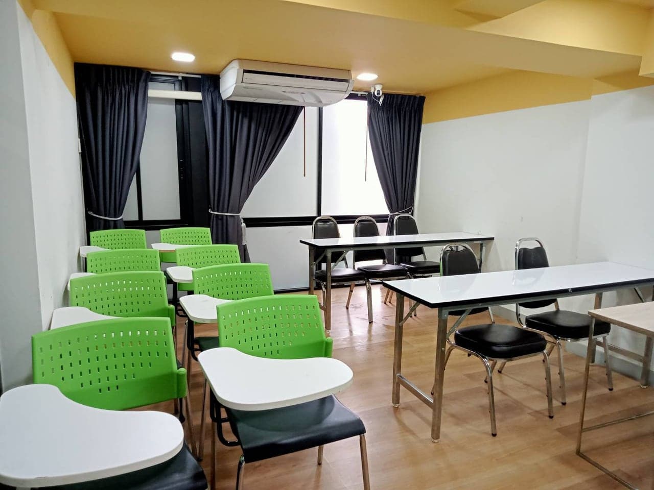 ห้องเรียนพิเศษ F07